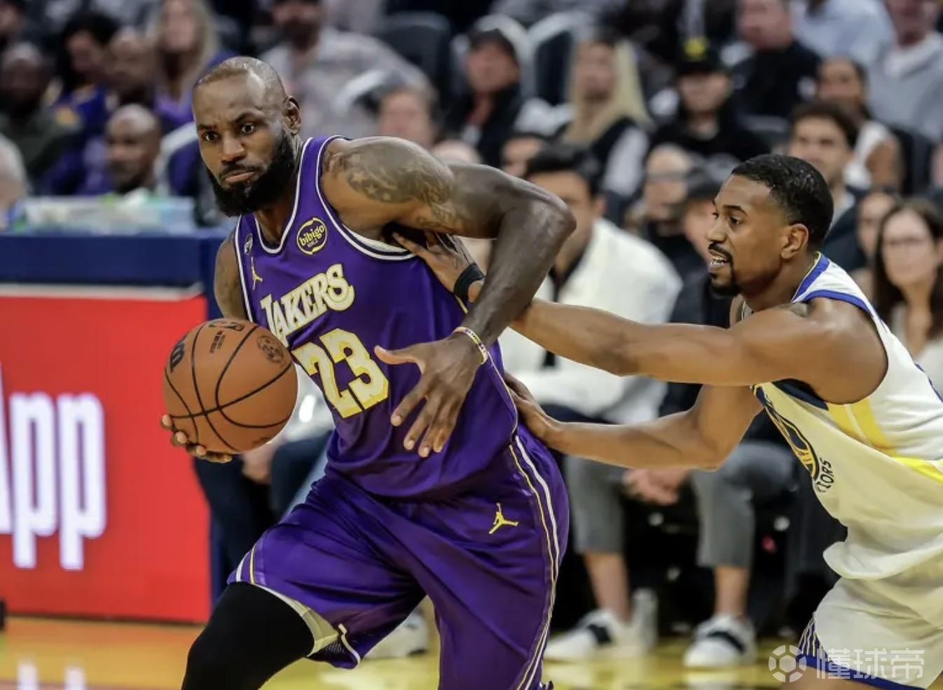 雷迪克：詹姆斯展現(xiàn)了強(qiáng)大的領(lǐng)導(dǎo)力，為整支球隊(duì)奠定了基調(diào)