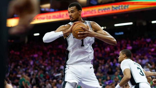 巴恩斯神預測：文班防守無敵，將比肩喬丹包攬MVP和DPOY