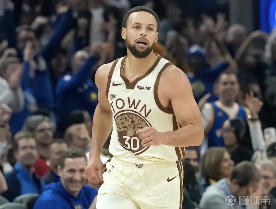 庫里常規(guī)賽數(shù)據(jù)：膝傷困擾僅打43場六年來新低，生涯得分超26000分